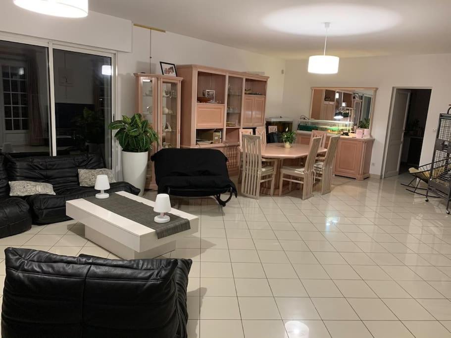 Casabina Appartement Entre Disney Et Paris Chelles  Rom bilde